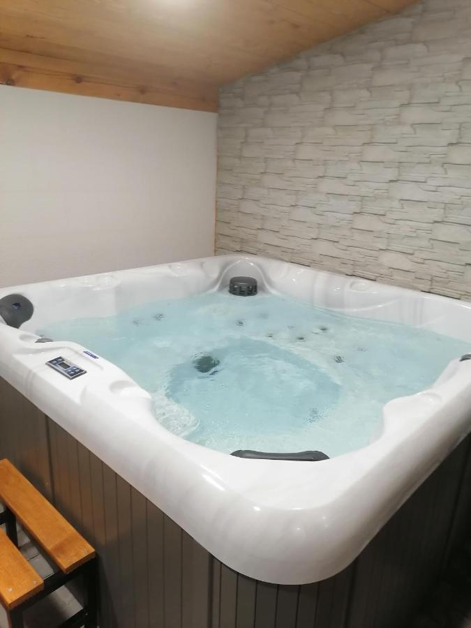 Къща За Гости Радост Guest House Radost رازلوغ المظهر الخارجي الصورة