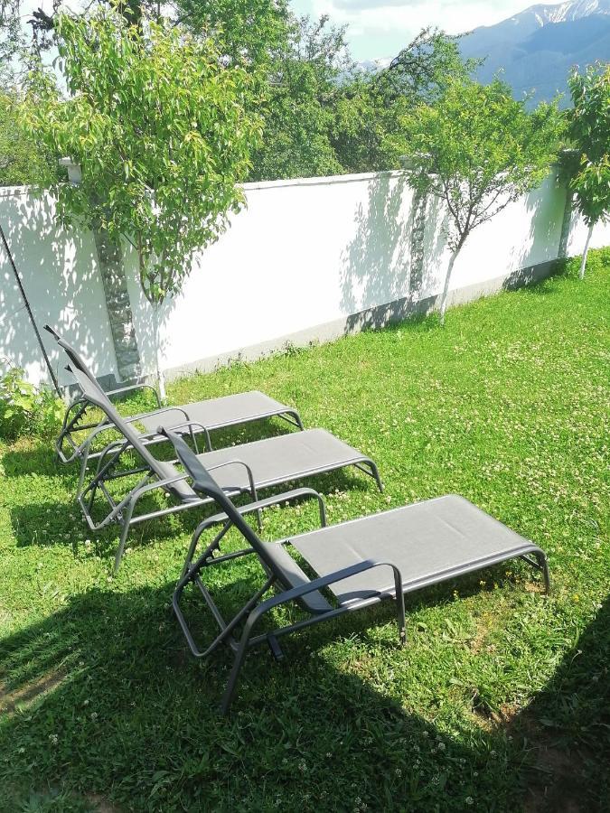Къща За Гости Радост Guest House Radost رازلوغ المظهر الخارجي الصورة